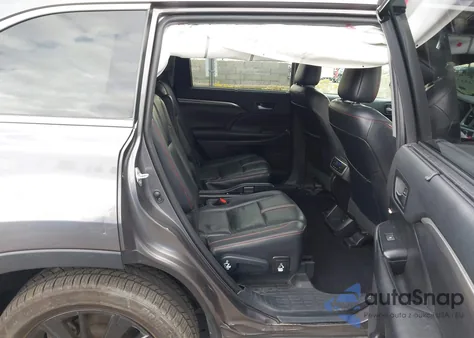 2019 Toyota Highlander Se z USA, uszkodzony, nr VIN 5TDJZRFH0KS705182